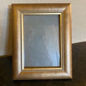Distressed Gold Beveled 5x7 Tabletop Picture Frame in Antique Gold